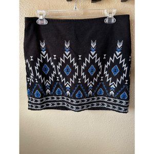 Divided embroidered southwestern print with beaded front size 12